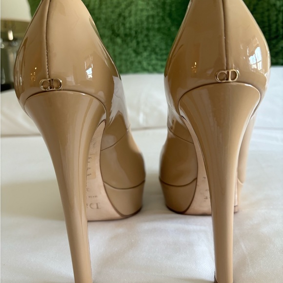 Christian Dior Miss Dior Peep Nude Patent Heels - Picture 4 of 11